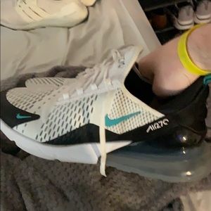 Nike Air 270